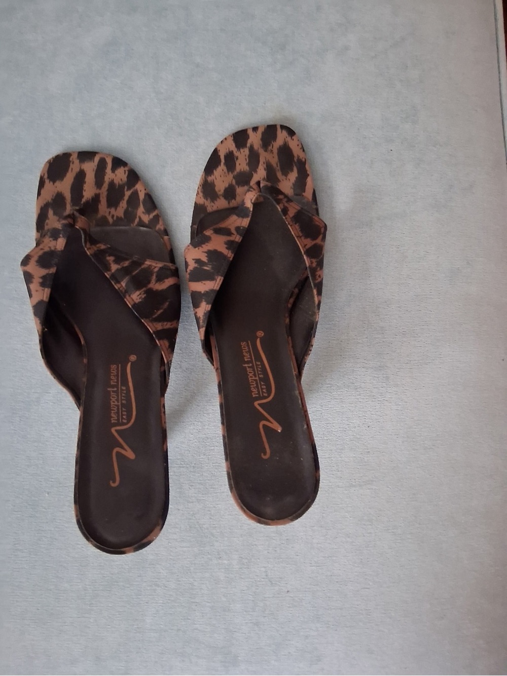 Leopard Print Cross-Strap Women’s Sandals - Brown